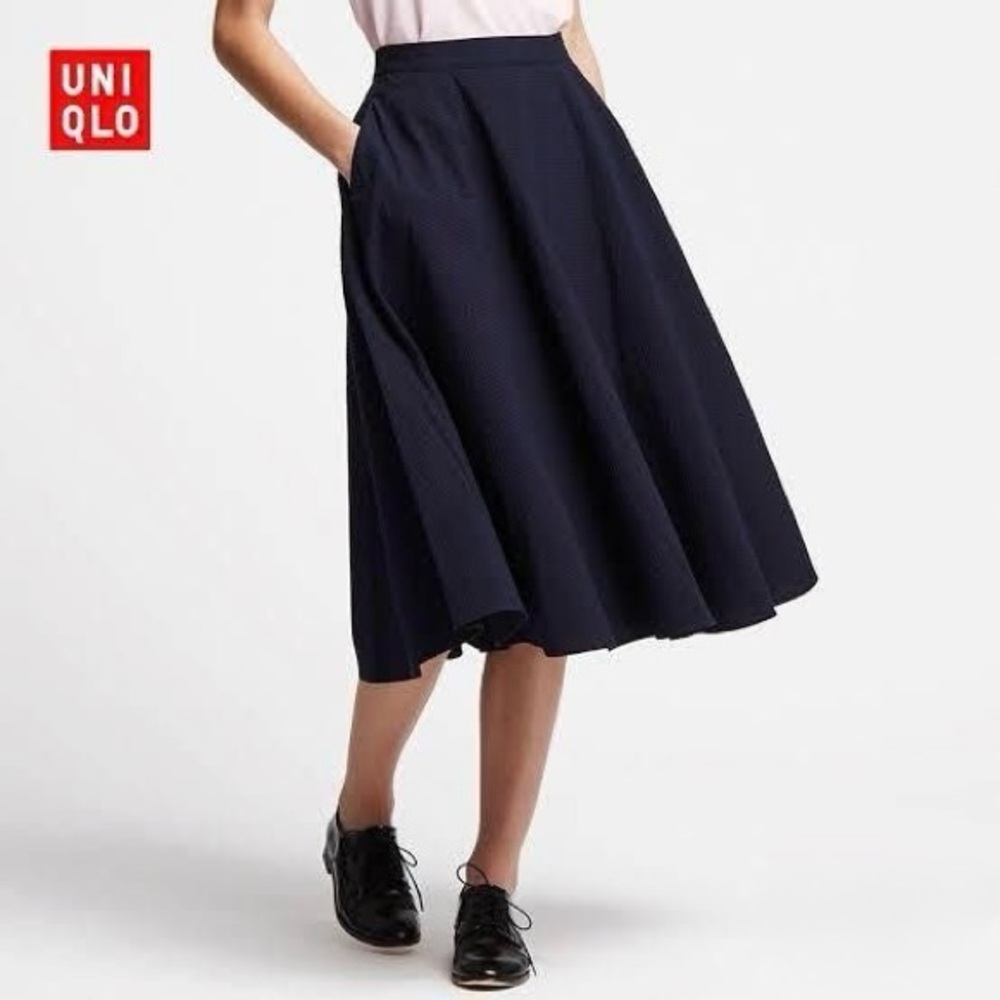 Uniqlo Navy Blue Women's Seersucker Circular Skirt